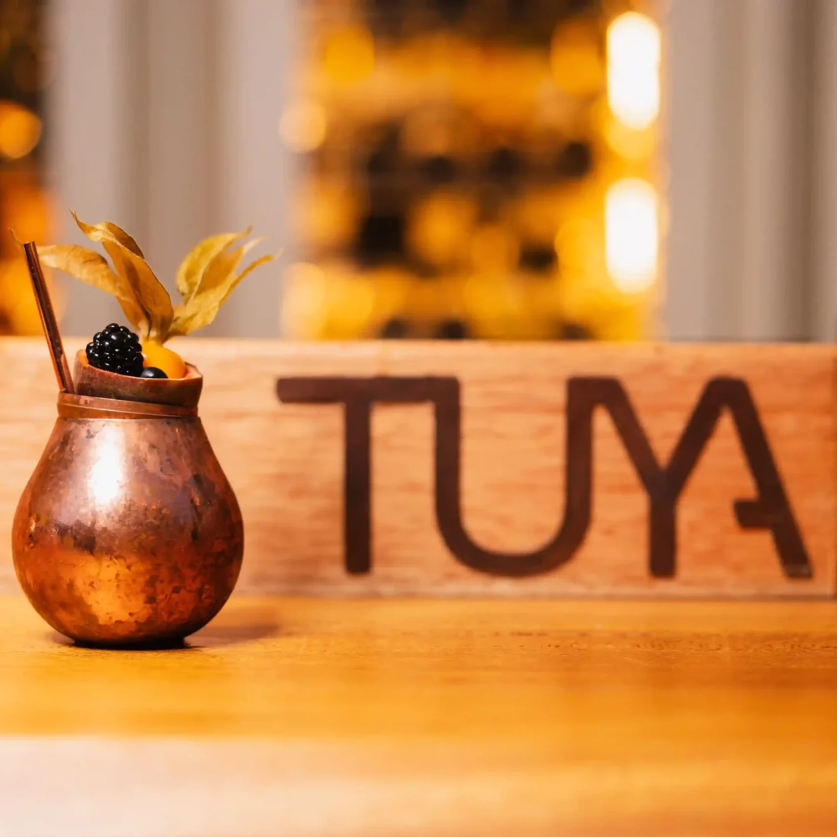 TUYA Mykonos Detail